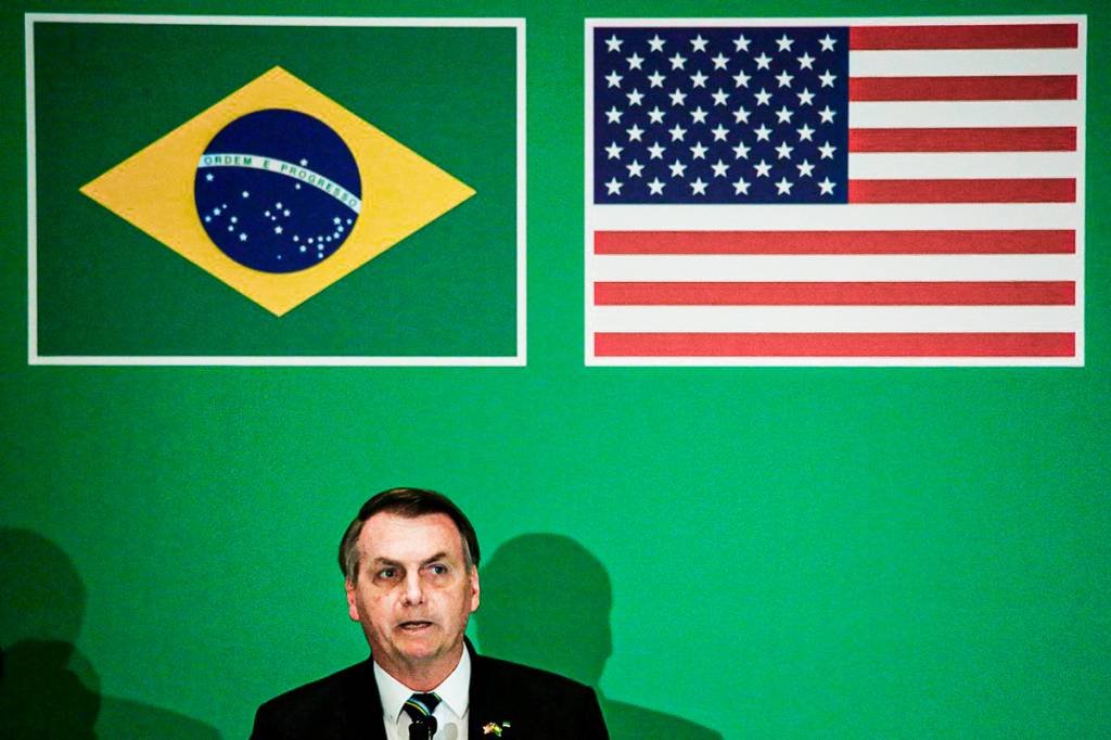 Brasil e EUA: Bolsonaro afirma que 'quando acaba a saliva tem que ter pólvora' sobre fala de Biden (Marco Bello/Reuters)