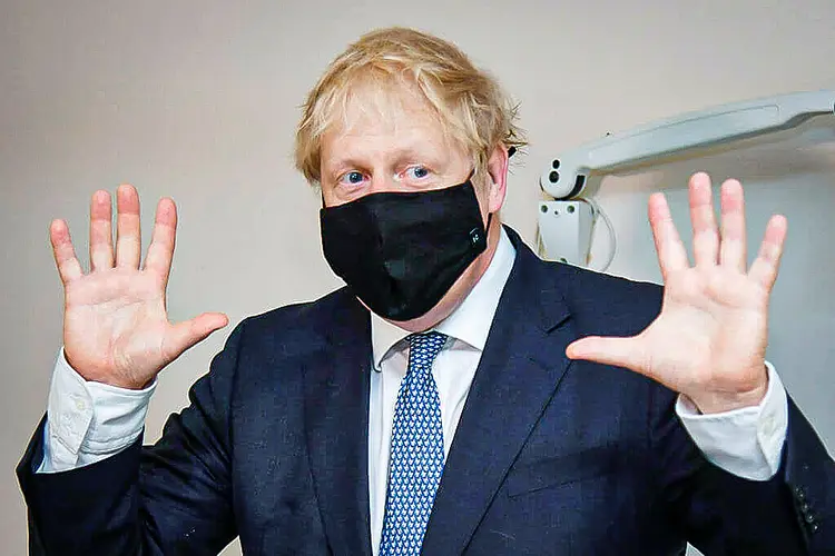 Boris Johnson: primeiro-ministro do Reino Unido decreta o terceiro lockdown desde o início da pandemia (WPA Pool / Equipe/Getty Images)