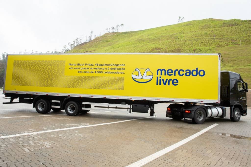 Mercado Livre tem caminhão especial para entregas na Black Friday