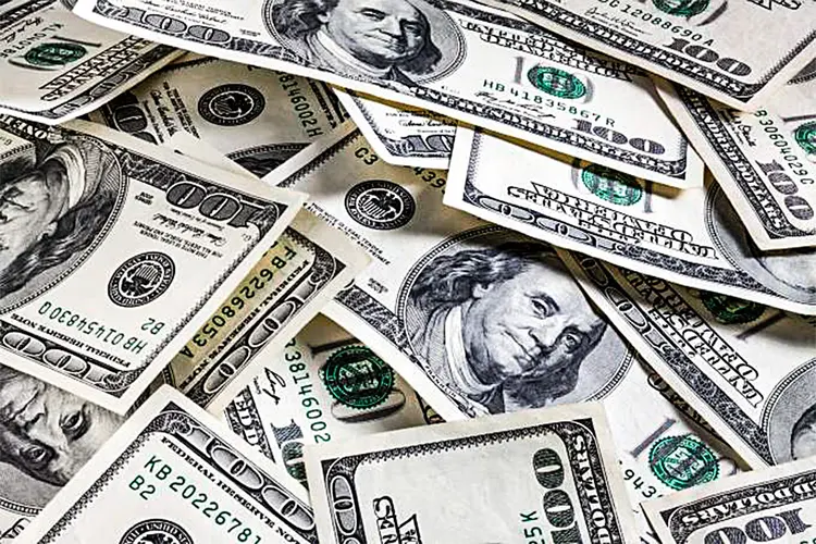 Dólar: alta da moeda norte-americana veio para ficar? (halduns/Getty Images)