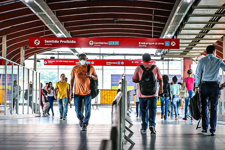 Na quarta-feira, 9, o governo de São Paulo desobrigou o uso de máscara em locais abertos (Rovena Rosa/Agência Brasil)