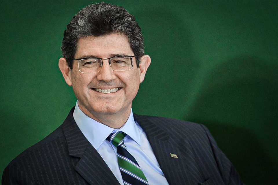 Levy destoa do consenso, cita commodities e se diz otimista para 2021