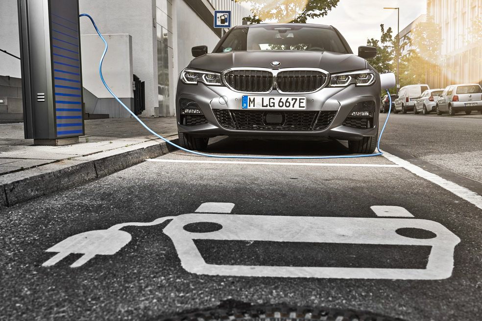 BMW quer que 25% das vendas na China sejam de carros elétricos até 2025