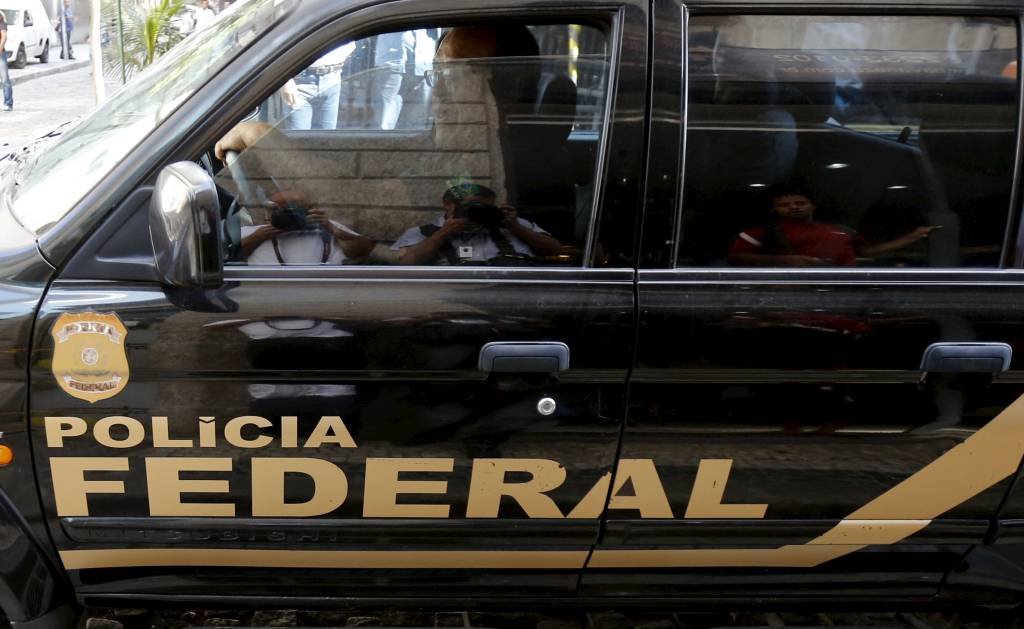 Polícia Federal realiza buscas contra empresários que compartilharam mensagens golpistas no WhatsApp (Sergio Moraes/Reuters)