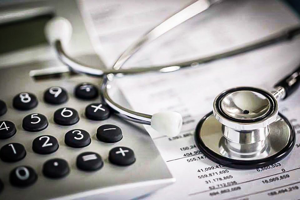 Custos médicos devem subir acima de 10% no país em 2021, aponta estudo