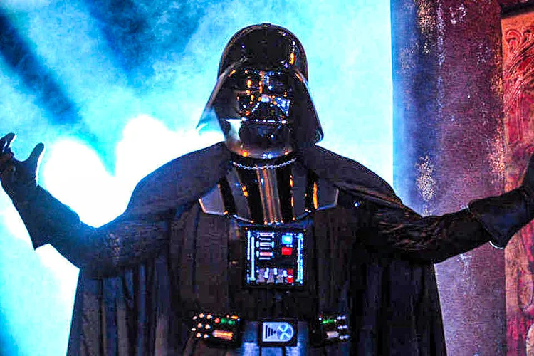 Darth Vader, vilão da série Star Wars, de George Lucas (Kevin Winter/Getty Images)/Getty Images)