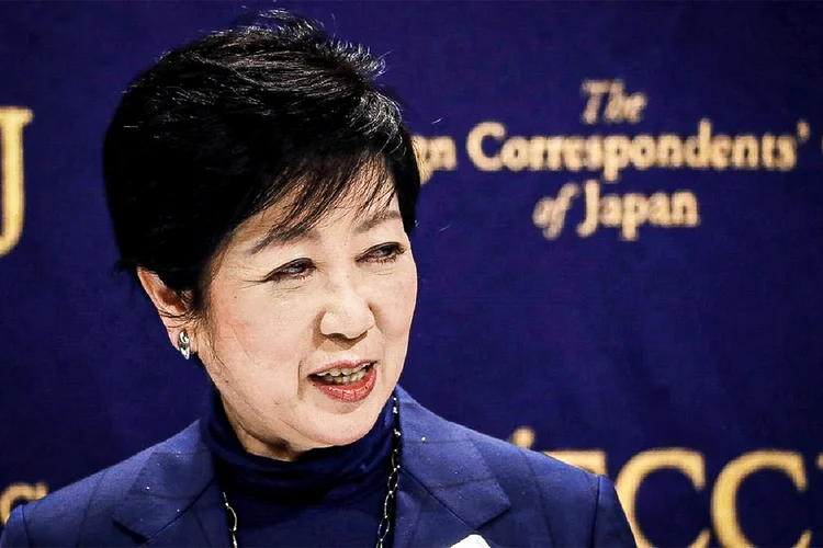 Koike: Os organizadores haviam dito que não tomarão uma decisão sobre a quantidade de torcedores antes da primavera local (Issei Kato/Reuters)