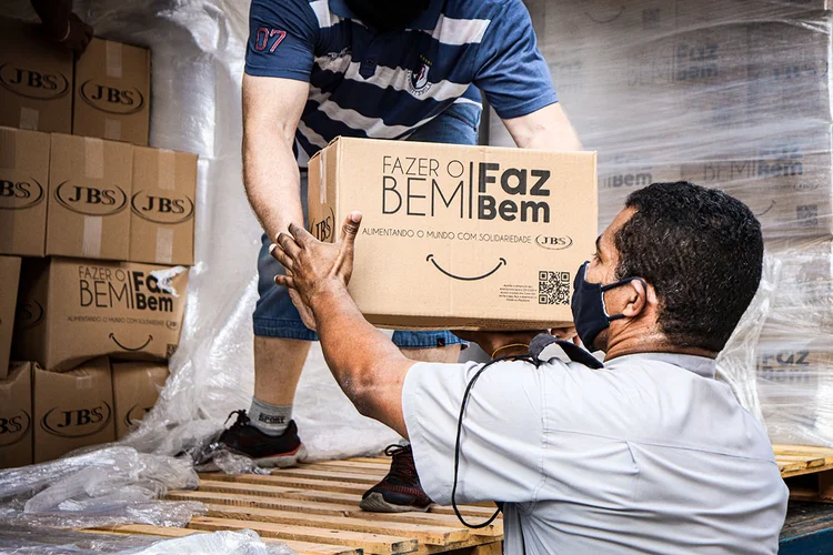 Programa social Fazer o Bem Faz Bem, da JBS: verba de 400 milhões de reais para saúde, ação social e ciência (JBS/Divulgação)