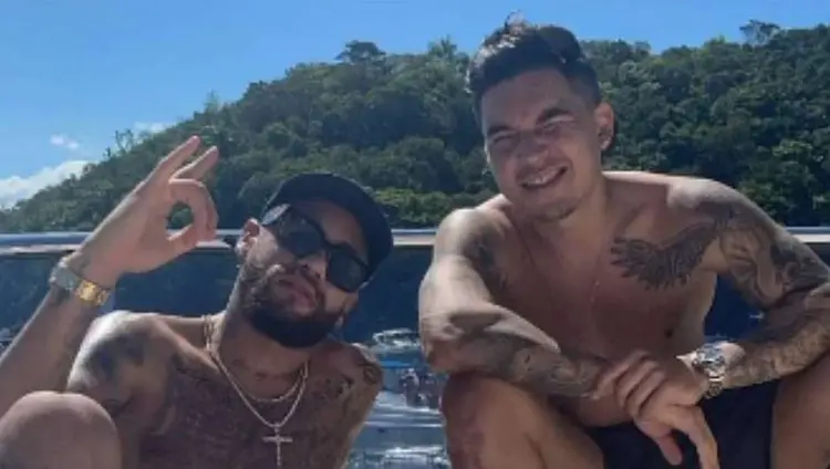 Neymar e o amigo Gil Cebola em SC (Instagram/Reprodução)