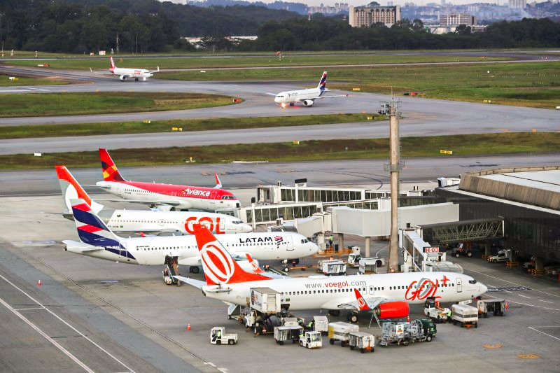 CCR é uma boa compra depois de levar concessões de aeroportos?