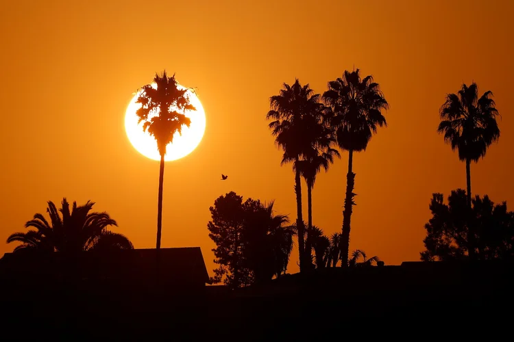 Desequilíbrio de energia: pesquisadores estudaram diferença entre quantidade de calor absorvida pela Terra e a quantidade refletida de volta para o espaço (Mike Blake/Reuters)