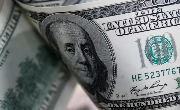 Valorização da moeda americana reduz as remessas de recursos do Brasil para o exterior | Foto: Lee Jae-Won/Reuters (Lee Jae-Won/Reuters)