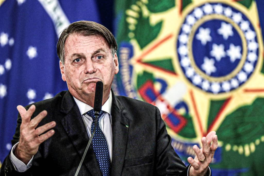 Jair Bolsonaro: no mês passado, o presidente disse que tentaria passar a renda livre do pagamento do imposto para quem ganha até R$ 3 mil mensais (Ueslei Marcelino/Reuters)