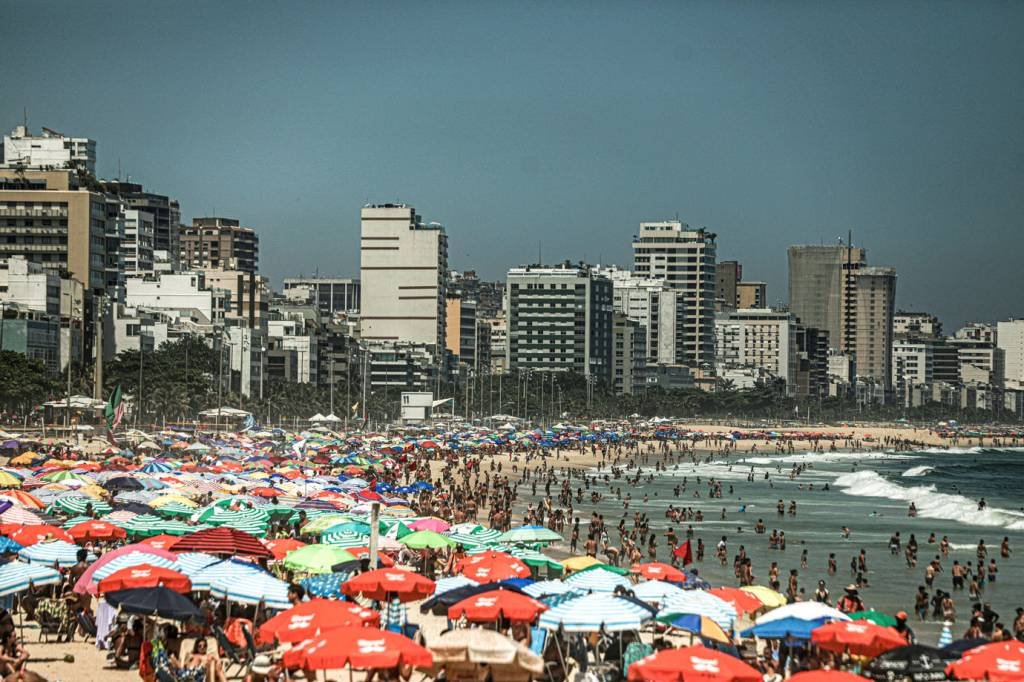 Feriadão no Rio terá calor e chuva, tendência para o mês de novembro; veja previsão