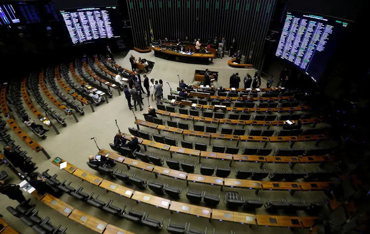 Plenário da Câmara dos Deputados: eleição para presidente da Câmara está prevista para esta noite (Adriano Machado/Reuters)