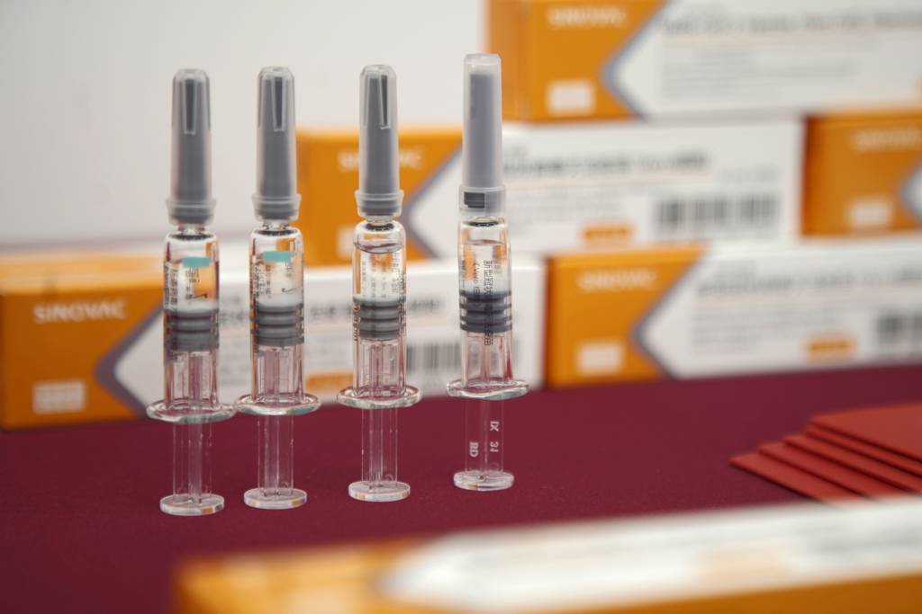 Tailândia encomenda 2 milhões de doses de vacina da Sinovac