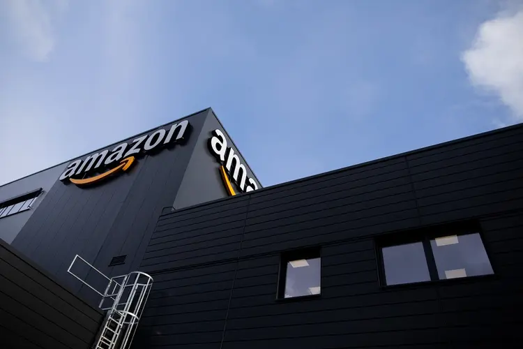 Amazon: a empresa contesta o contrato por afirmar que existiu uma influência indevida exercida pelo presidente Trump (Picture alliance /Colaborador/Getty Images)