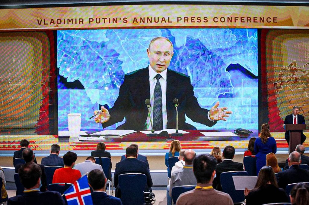 Como Vladimir Putin alcançou 20 anos de poder na Rússia - e agora