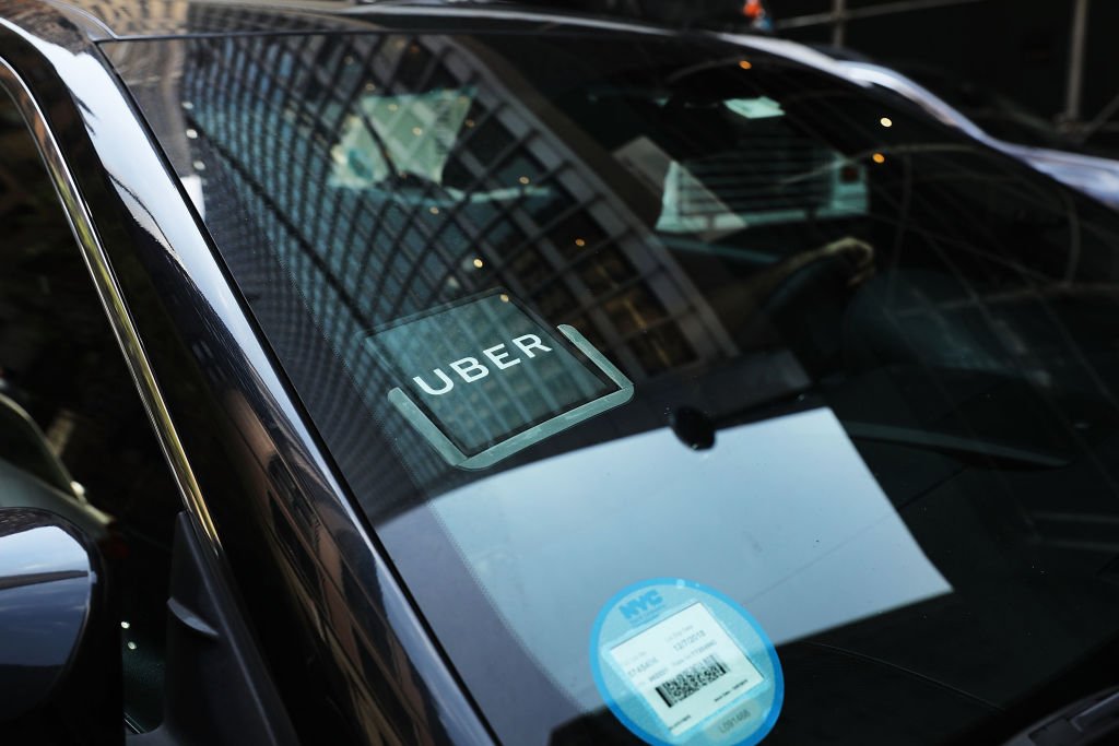 Uber fecha acordo para oferecer táxi preto londrino no app