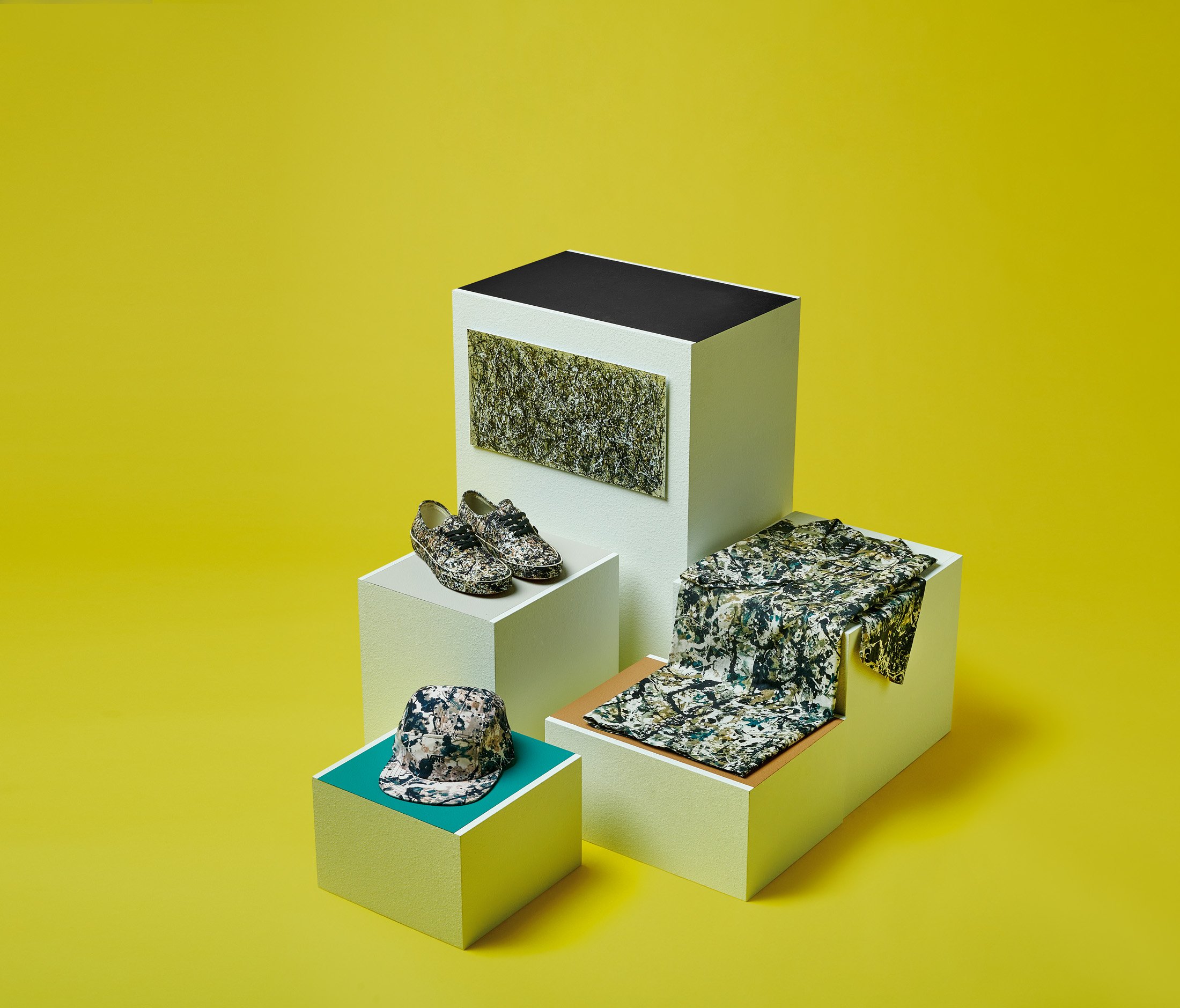 vans moma dali moletom com capuz