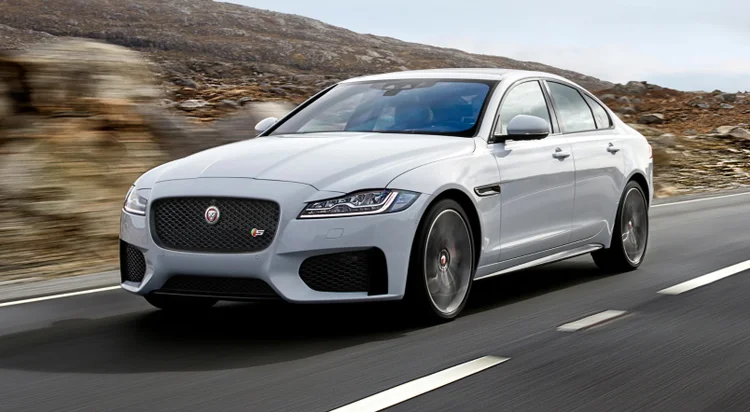 Jaguar XF foi o modelo que mais perdeu valor no ano. (Divulgação/Divulgação)