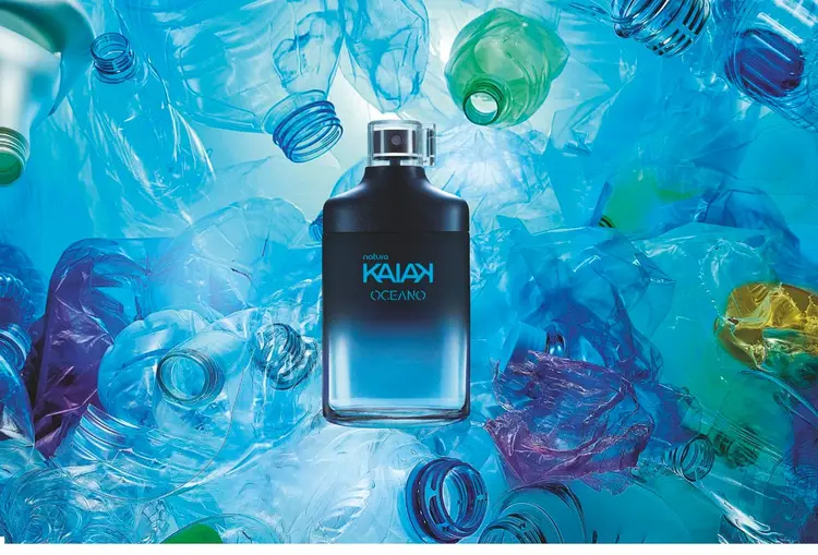 Kaiak Oceano, perfume da Natura, olha para a questão do lixo plástico nos oceanos. (Natura/Divulgação)