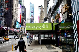 Olive Garden aposta em porções menores e preços reduzidos para atrair clientes