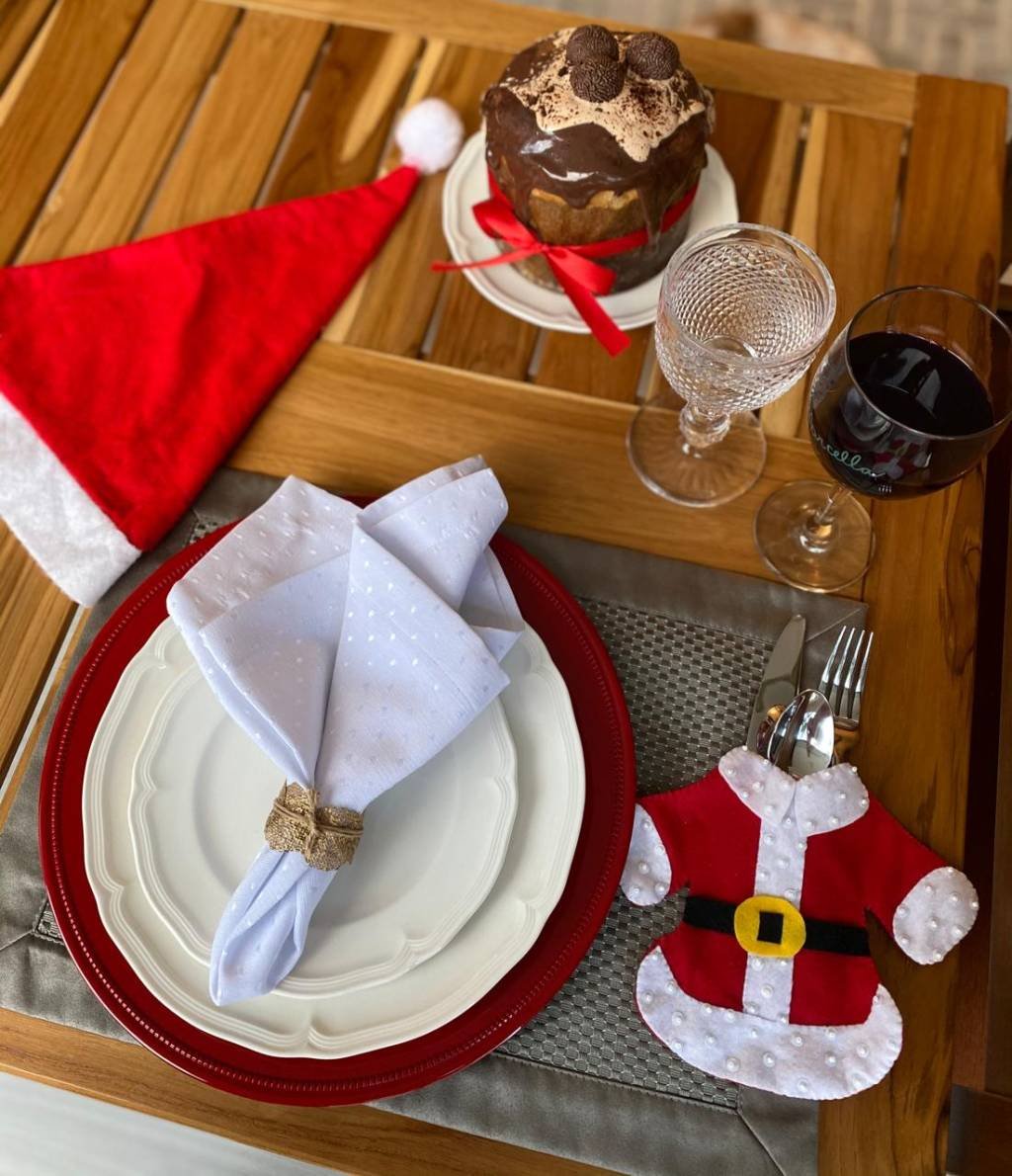 Pratos, copos, talheres: 5 dicas para organizar sua mesa na noite de natal  | Exame