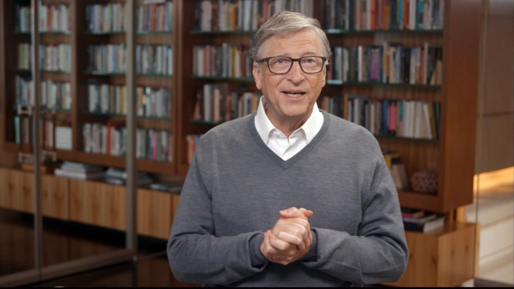 Bill Gates diz que próximos meses podem ser os piores da pandemia