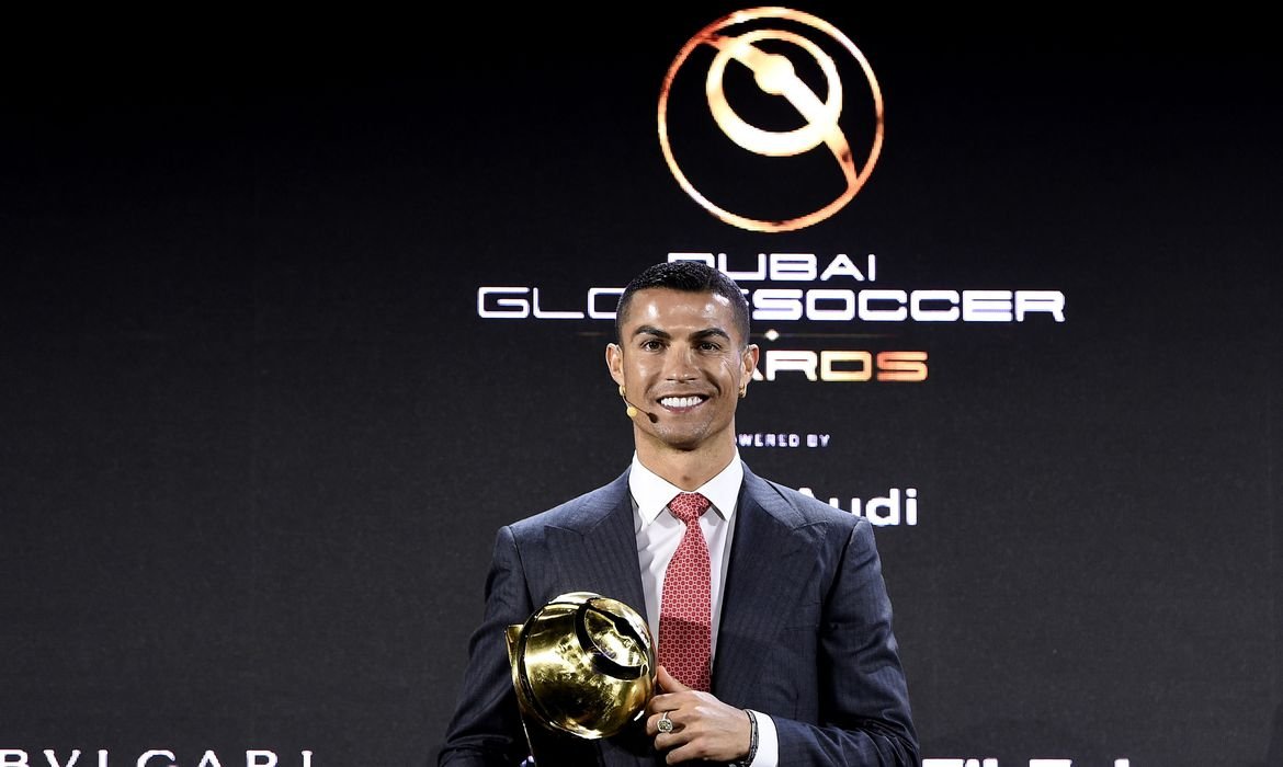 Cristiano Ronaldo é escolhido melhor jogador do século