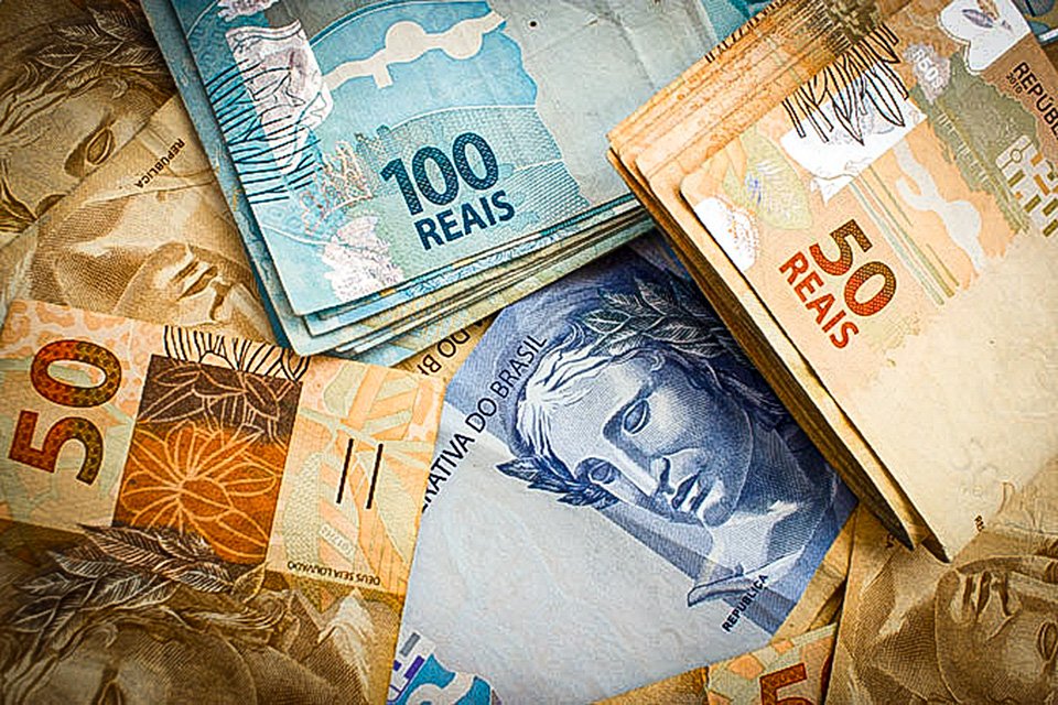 Novo salário mínimo, de R$ 1.100, terá impacto de R$ 4 bilhões