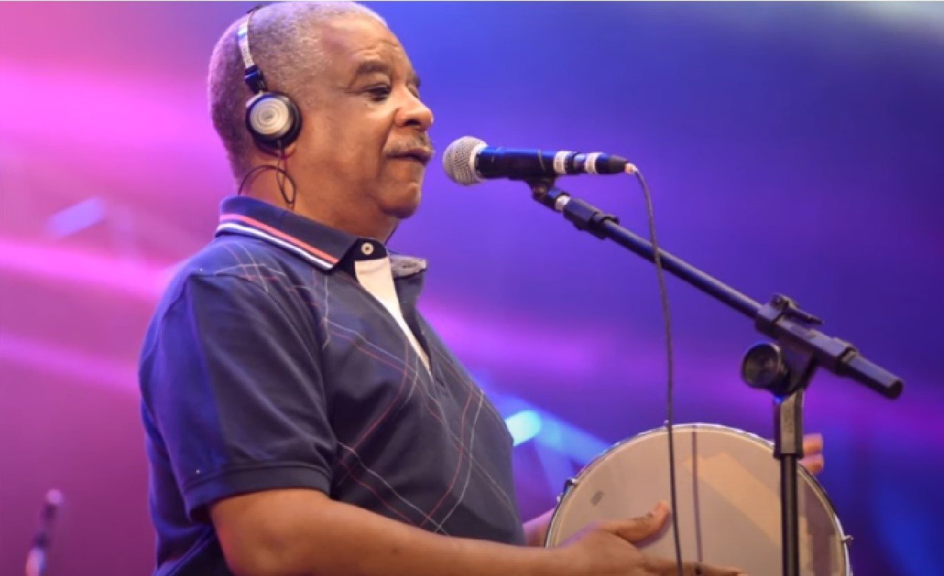Morre Ubirany, um dos fundadores do Fundo de Quintal, vítima de covid-19