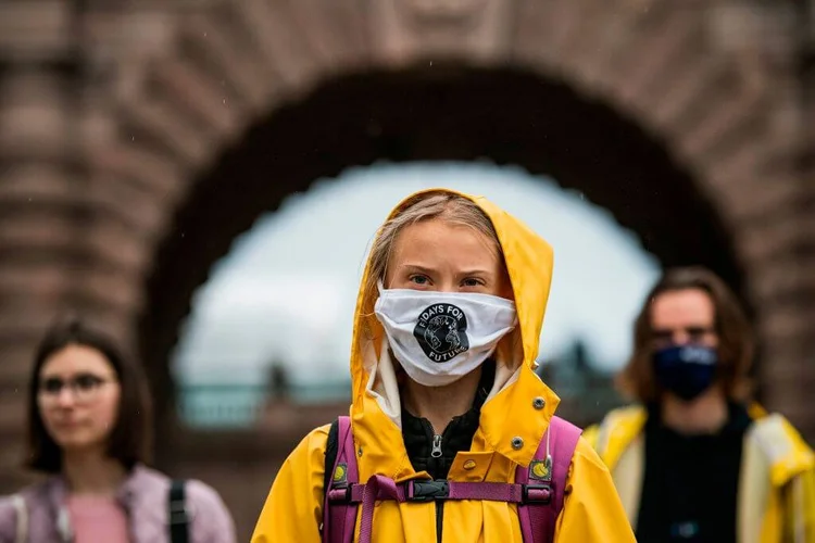 Greta Thunberg e jovens do mundo todo fazem protesto na COP26 nesta sexta-feira (JONATHAN NACKSTRAND / Colaborador/Getty Images)