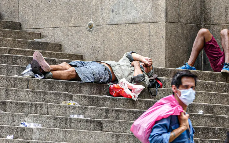 População em situação de rua precisa da certidão de nascimento e documentos para ter acesso até mesmo a políticas públicas (Jorge Araujo/Fotos Públicas)