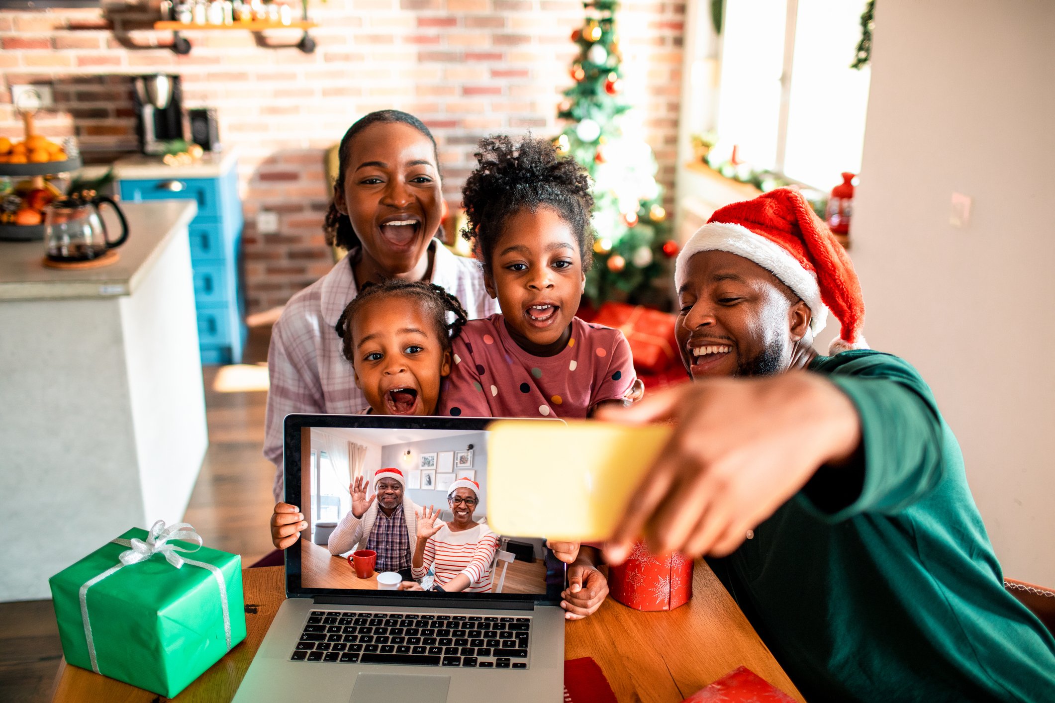 Natal digital: 65% dos brasileiros vão comprar presentes pela internet