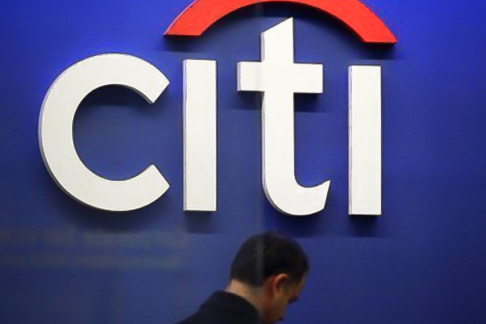 Citi surpreende em lucro líquido no 4º tri; receita frustra e ação cai em NY