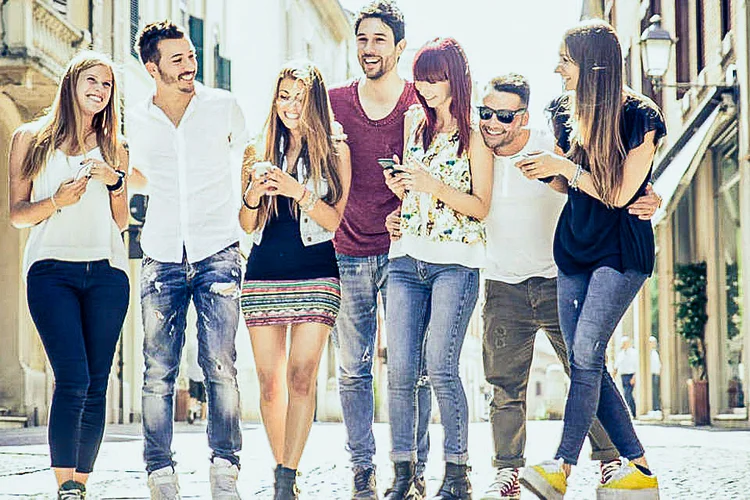 Em pesquisa feita pela Deloitte, os Millennials e a Geração Z estão dispostos a recusar empregos e atribuições que não se alinham com seus valores (Thinkstock/Thinkstock)
