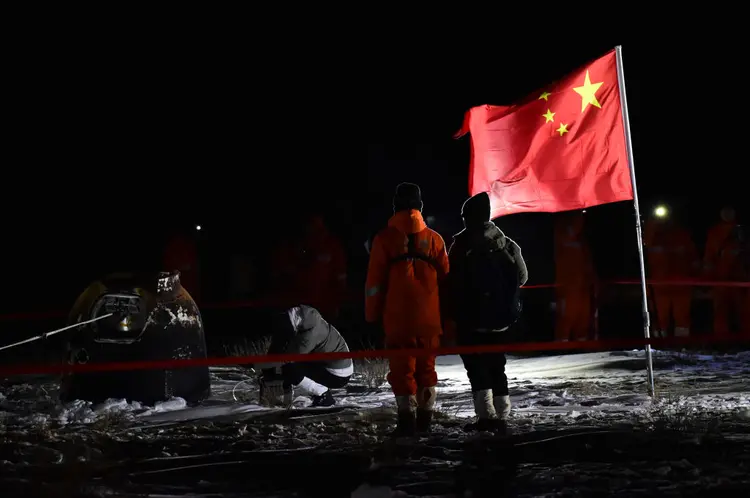 Chang'e5: cápsula chinesa voltou com dois quilos de rochas lunares (Ma Jianbing/VCG/Getty Images)