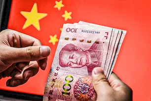 Imagem referente à matéria: Yuan chinês se fortalece frente ao dólar, mas cai contra outras moedas; entenda o descompasso