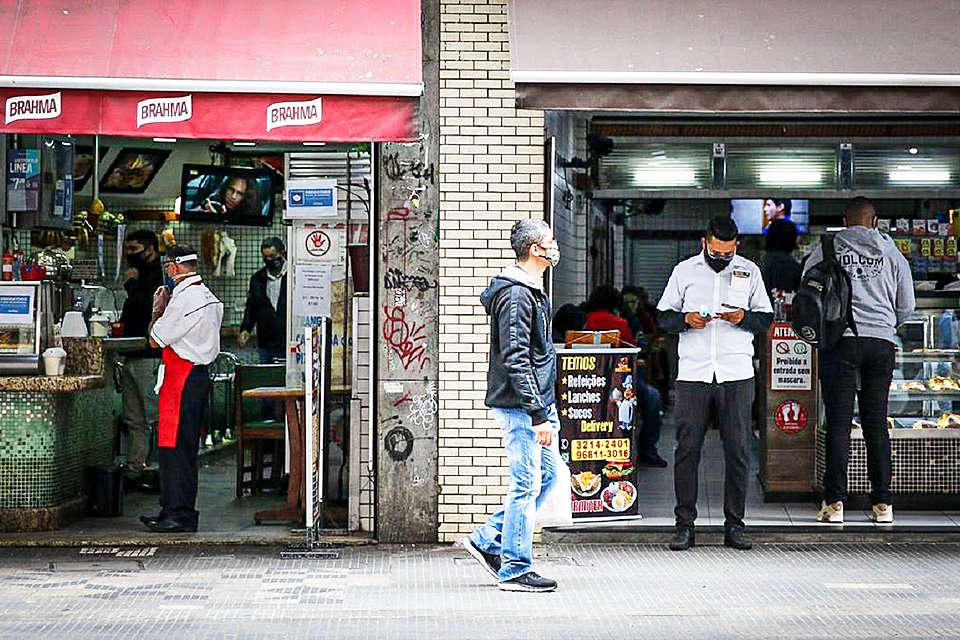 Governo prorroga prazo para pagamento de tributos do Simples Nacional