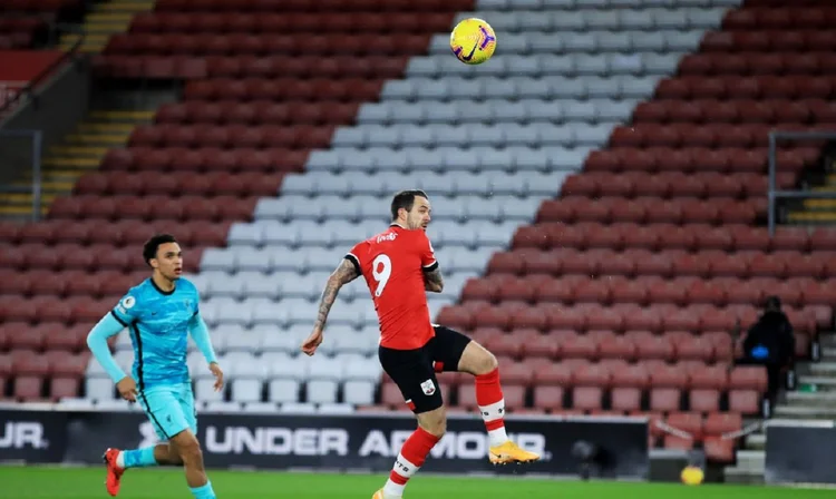 Inglaterra: o Campeonato Inglês também terá de lidar com conflitos de datas após quatro partidas serem adiadas por conta de surtos de covid-19 nos elencos de Newcastle United, Manchester City e Fulham (Adam Davy/Reuters)