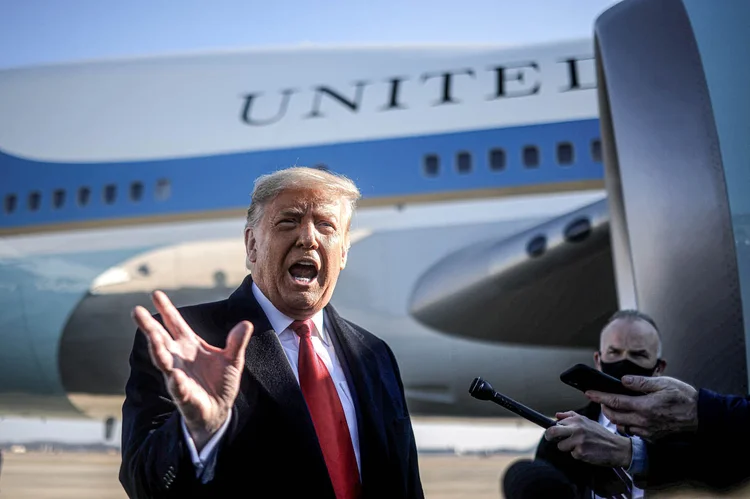 Presidente Donald Trump não reconhece a derrota nas eleições americanas e incita apoiadores a negar vitória de Joe Biden (Carlos Barria/Reuters)
