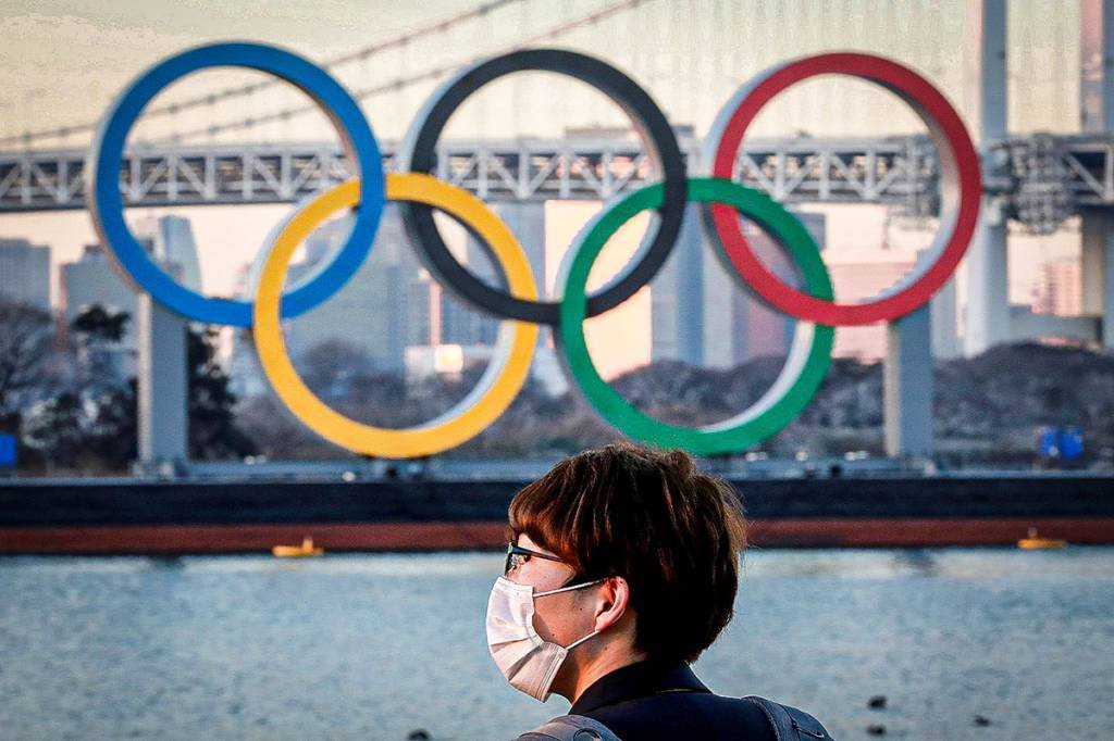 Japão proíbe entrada de atletas estrangeiros durante emergência por vírus
