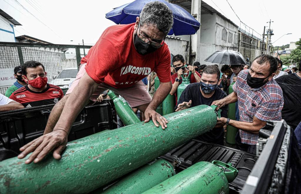 Embaixada da China anuncia doação de 1.700 cilindros de oxigênio ao Amazonas