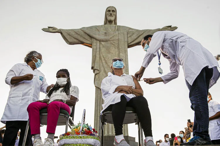 Rio de Janeiro: decreto estipula regras específicas para o funcionamento de bares, restaurantes, comércio, academias e templos religiosos (Ricardo Moraes/Reuters)