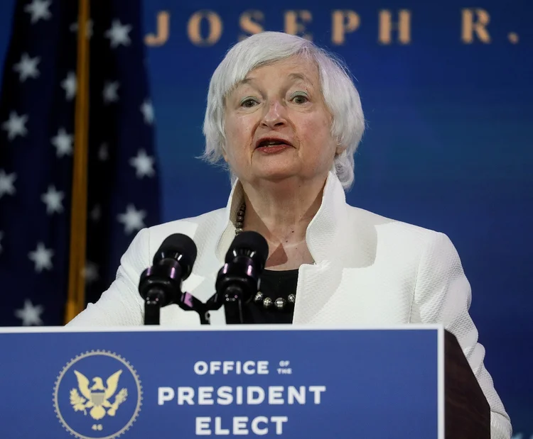 Yellen: em busca de sua aprovação para a Secretaria do Tesouro, Yellen afirmou aos senadores que passou sua vida pensando "em como ajudar pessoas a superar tempos difíceis" (Leah Millis/Reuters)