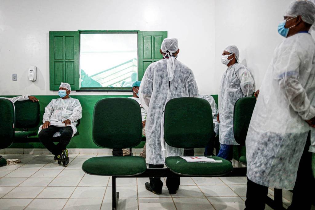Vacinação atrasada ameaça economias abaladas por pandemia na América Latina