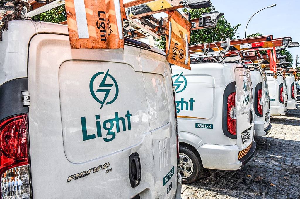 Light conclui oferta de ações de R$ 2,7 bilhões