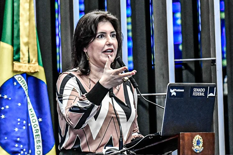 Plenário do Senado Federal durante sessão deliberativa semipresencial. Ordem do dia.

Plenário analisa indicações da Presidência da República para diretorias de agências reguladoras e para a recém-criada Autoridade Nacional de Proteção de Dados.

À tribuna, em discurso, senadora Simone Tebet (MDB-MS). (Waldemir Barreto/Agência Senado)