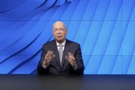 Imagem referente à notícia: Fórum Econômico Mundial inicia investigação contra seu fundador